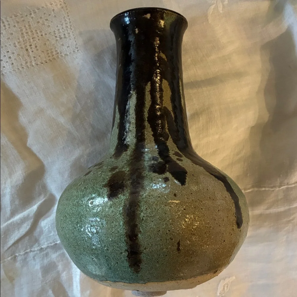 Ceramic Vase Vtg Brown Green Tan Drip Glaze Very Heavy 4.6LBS No Flaws Felt Feet